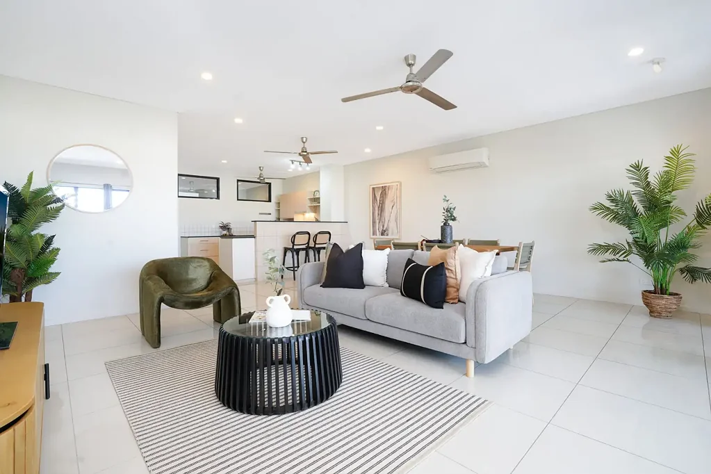 Bayview 3 Slaapkamer Cool Coastal living steps from the Marina