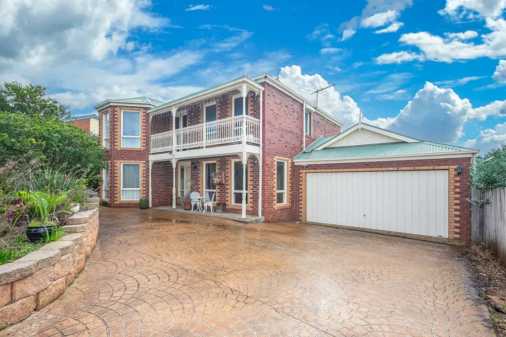 Sunbury 5Zimmer Grand Family Home & Timeless Charm
