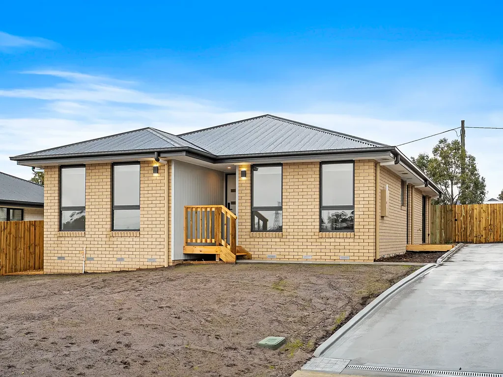Brand New Home in Olive Grove Estate – Style, Space & Comfort