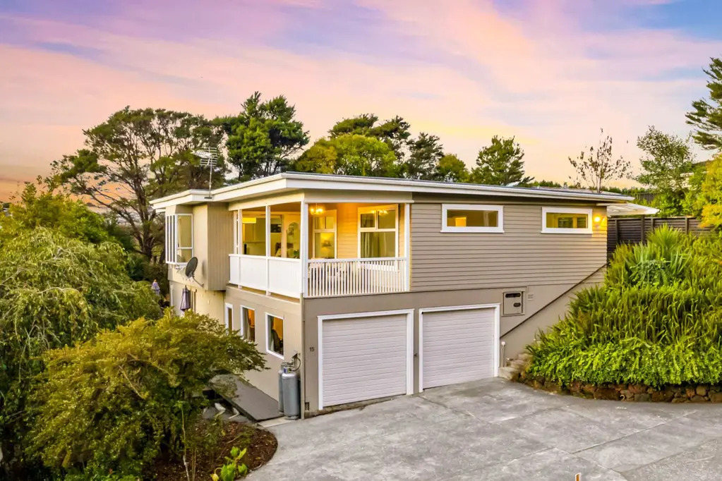 Te Atatu Peninsula 3બેડરૂમ Simply Irresistible!