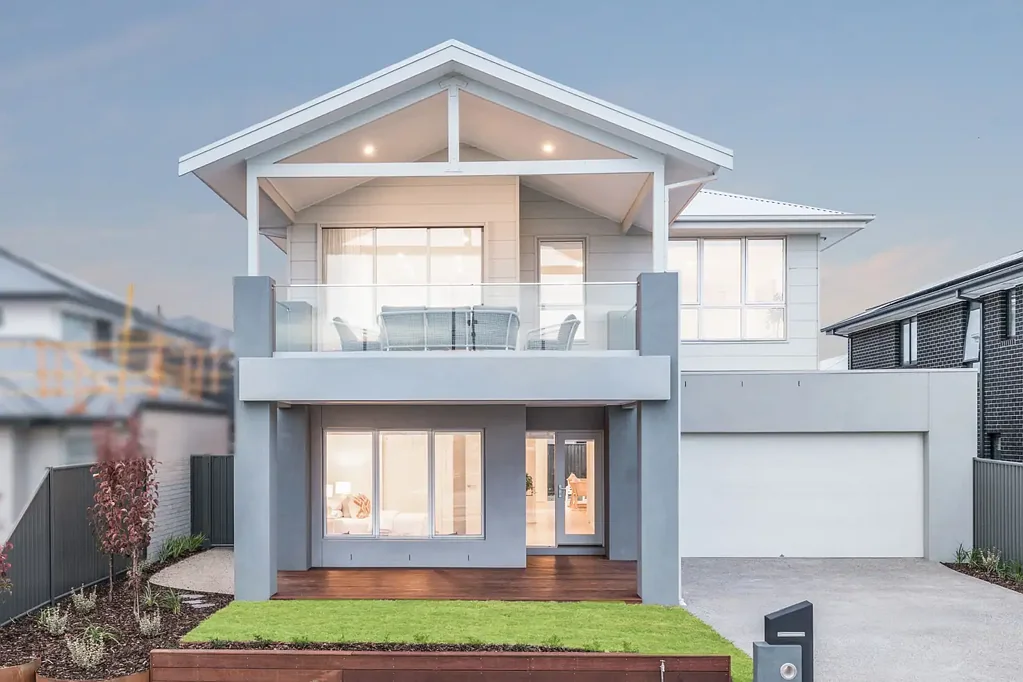 Brand-New Double Storey Home with Scenic Views – Lara Lakes Estate