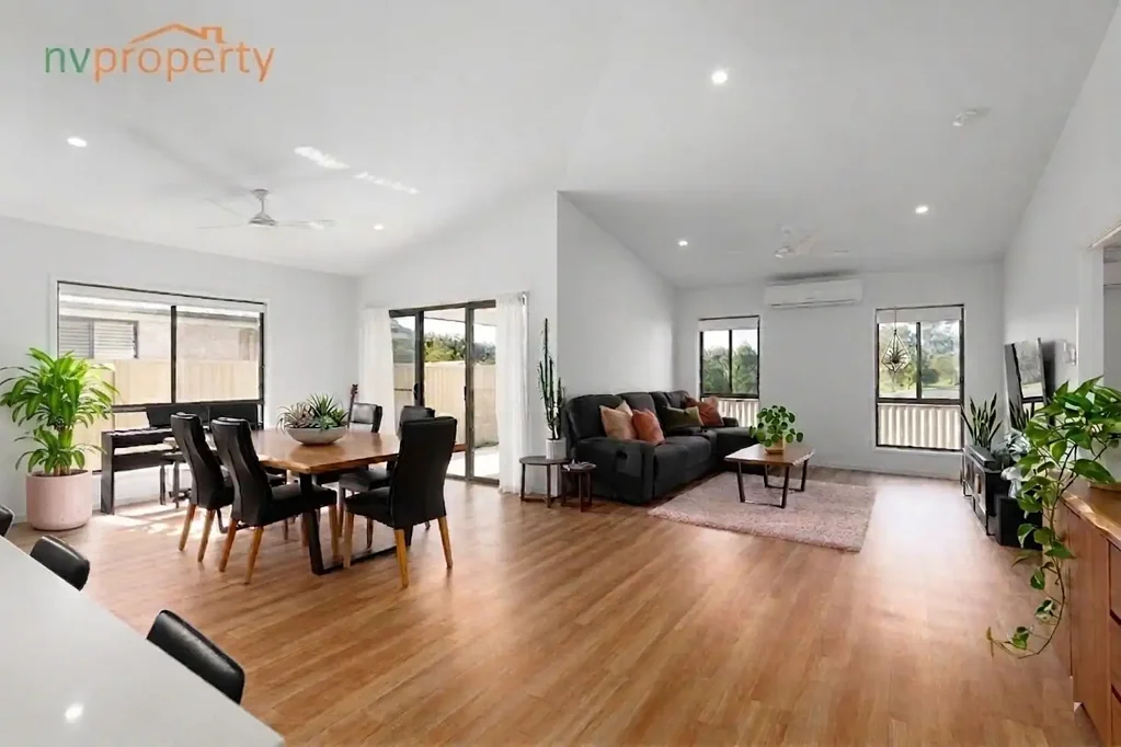 Macksville 3Moenga MODERN LEVEL LIVING BY THE RIVER..!