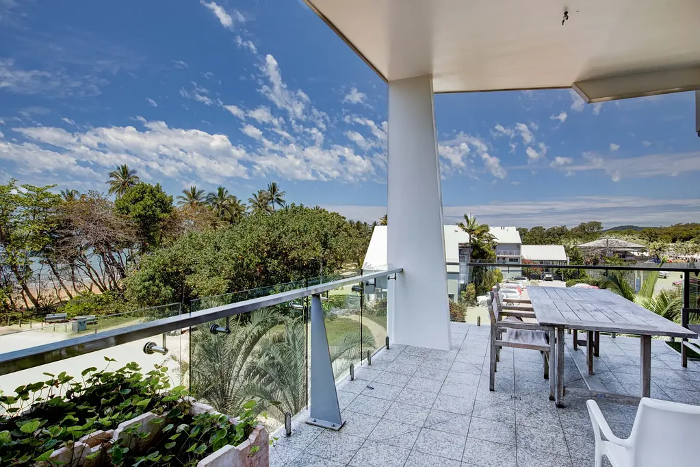 Mission Beach 12房  Absolute Beachfront Highrise, Mission Beach, Tropical NQ