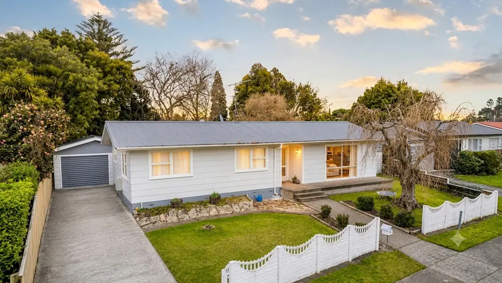 Pukete 3房  3 Bedrooms Plus 2 Outside Rooms