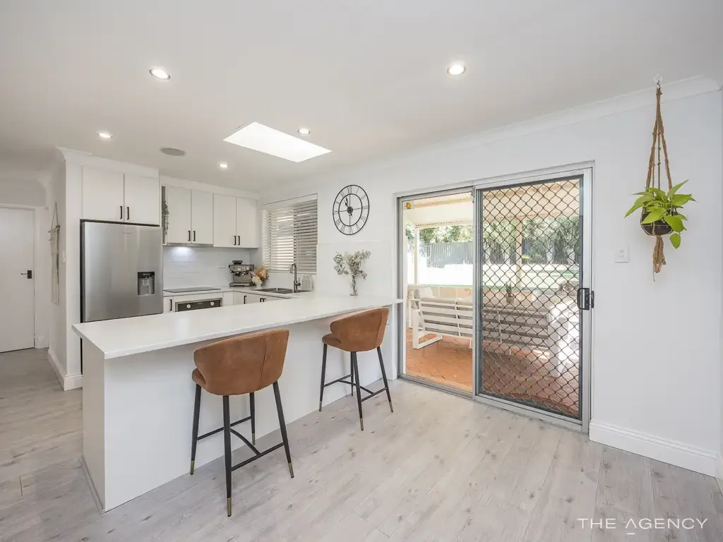 5 Steamer Court, Heathridge, WA 6027