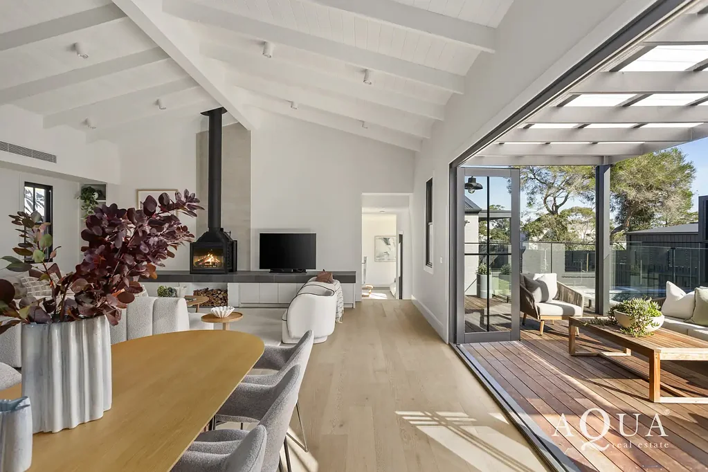Mount Eliza 4ਬੈੱਡਰੂਮ ~ A Modern Farmhouse by the Coast ~