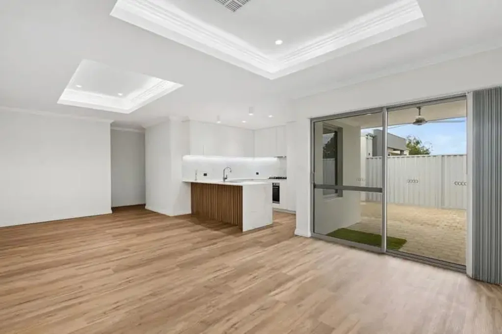 2A Ludlands Street, Morley, WA 6062