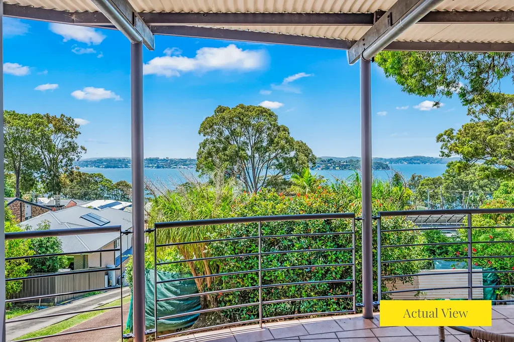 Wangi Wangi 3غرفة نوم ARCHITECT DESIGNED HOME IN A PRIVATE, ELEVATED POSITION WITH N/E LAKE VIEWS