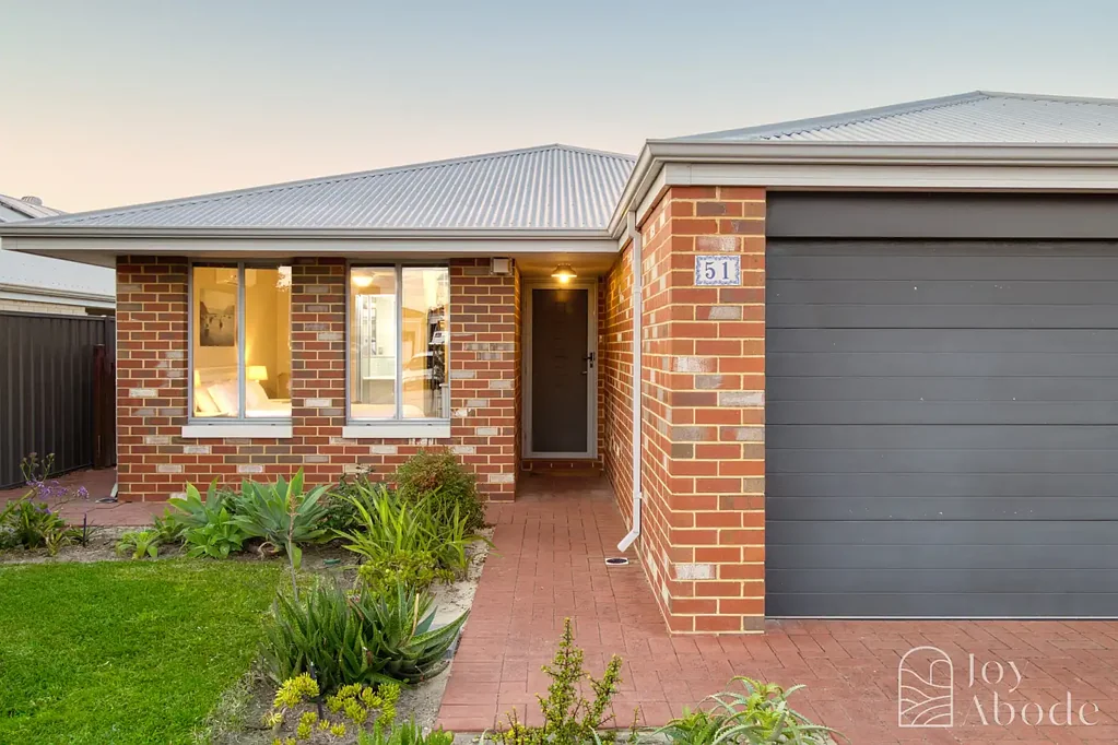 51 Kemp Street, Pearsall, WA 6065