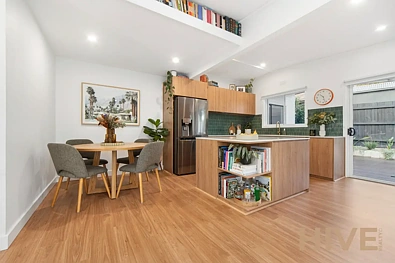 10 Berberis Crescent, Frankston, VIC 3199, 3房, 1浴, House