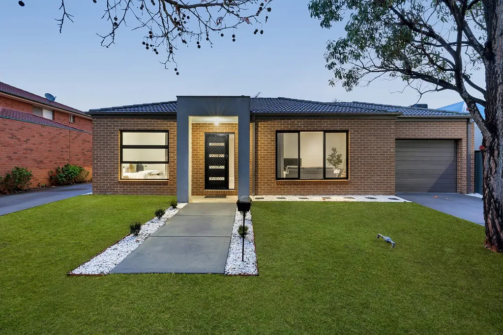 1/10 Santander Crescent, Point Cook, VIC 3030