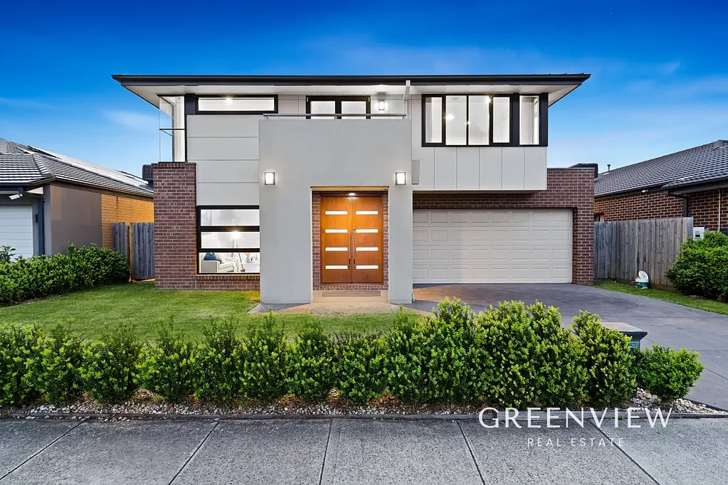 Cranbourne North 5બેડરૂમ Stunning double storey delight in the renowned Tulliallan Estate