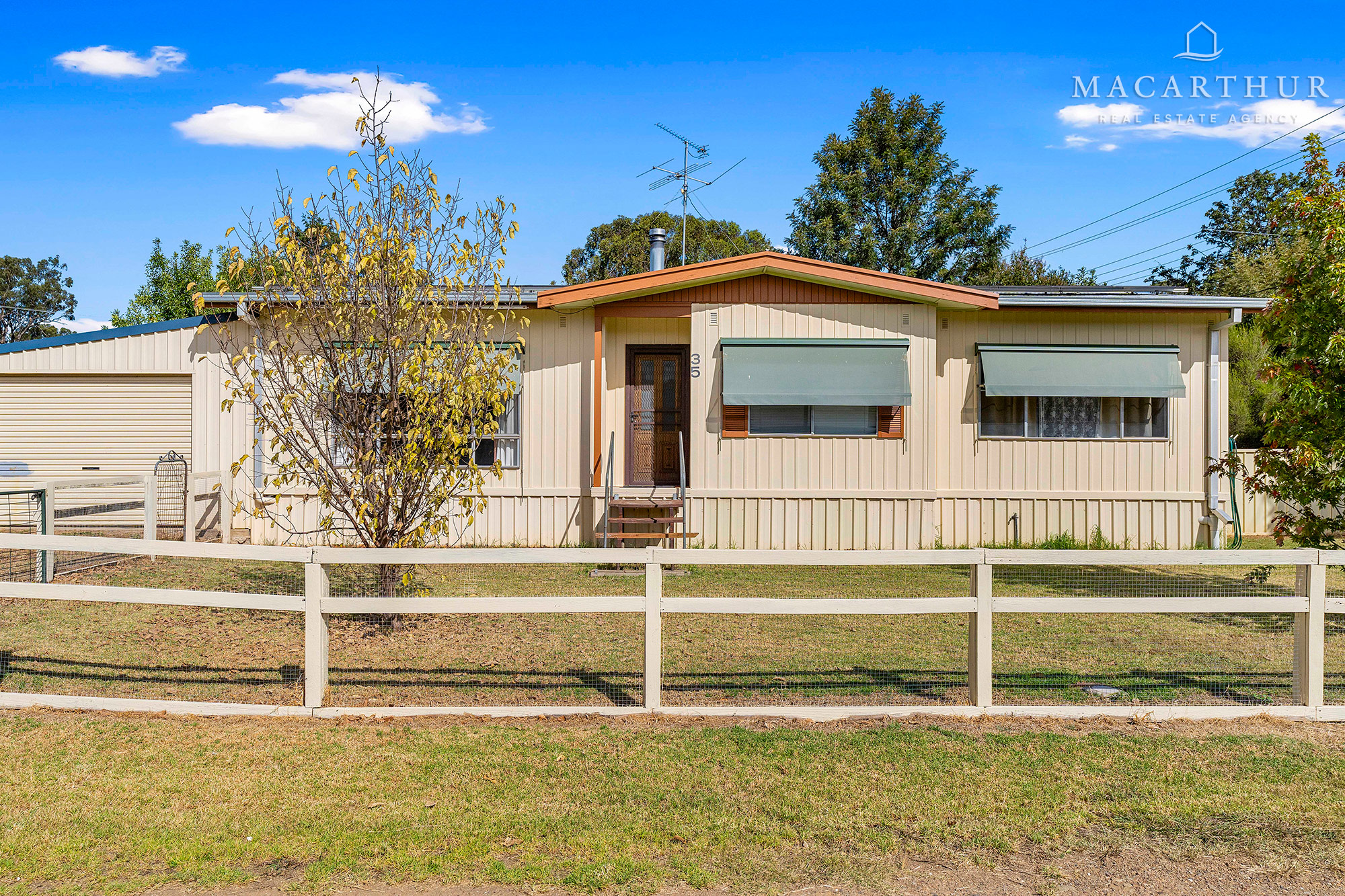 35 SPRING ST, TARCUTTA NSW 2652, 0房, 0浴, House