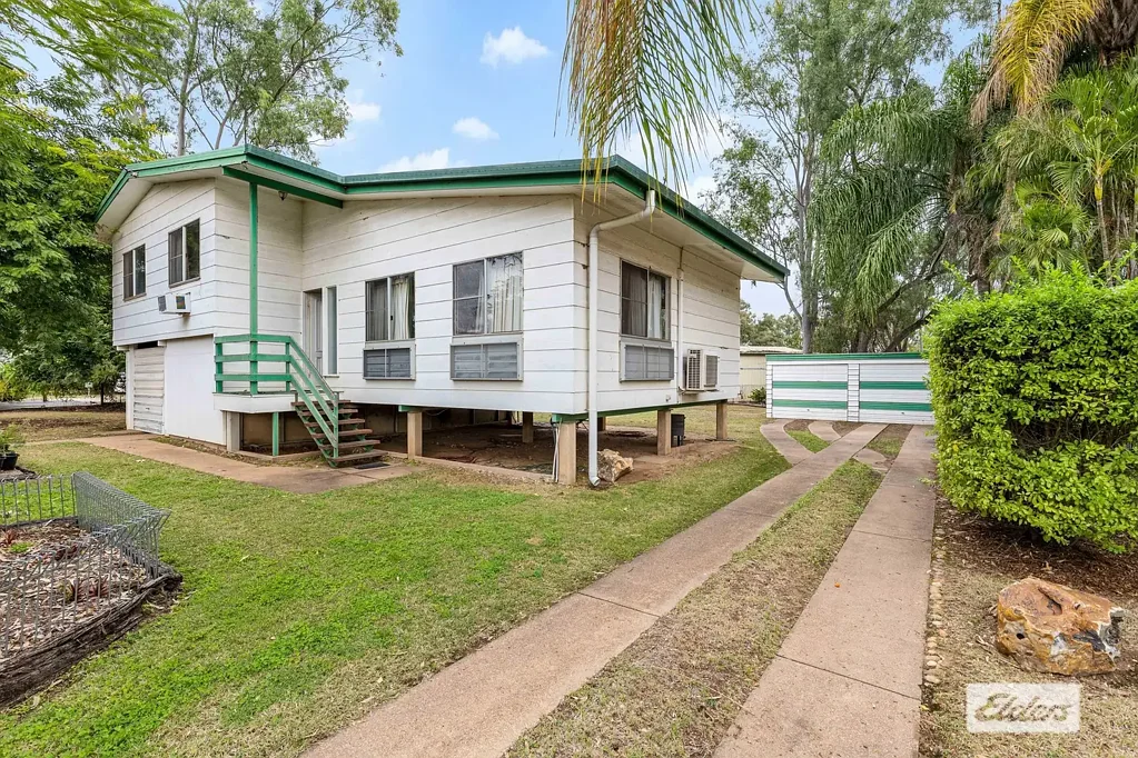Emerald 3 Bedroom GREAT POSITION, QUIET LIVING !!