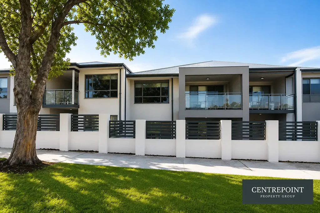 Luxury 1 Bedroom, 1 Bathroom Apartment with Private Courtyard