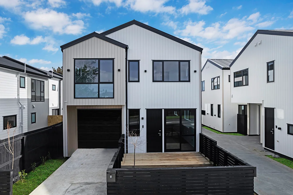 Papatoetoe 4침실 Brand New & Rare Find in the Golden Circle