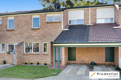 Bradbury 3 Slaapkamer Renovated Townhouse + Convenient Location
