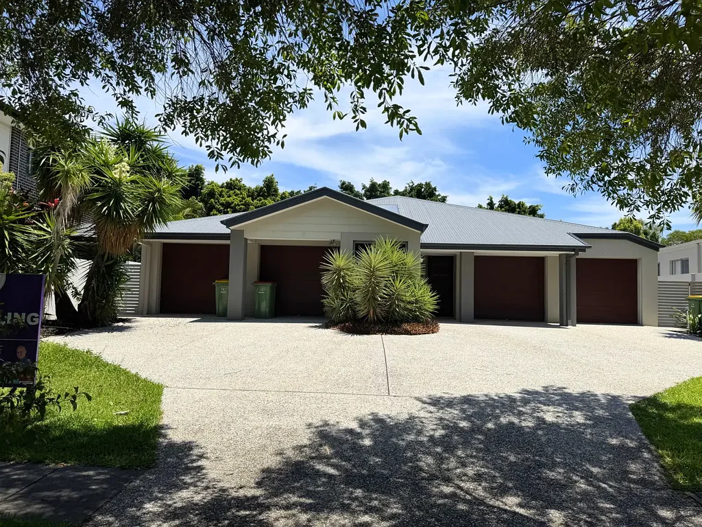 14 Compass Drive, Biggera Waters, QLD 4216