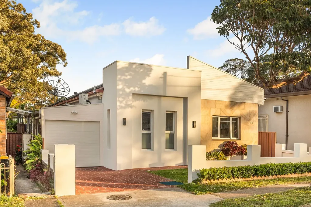 39 Bristol Road, Hurstville, NSW 2220