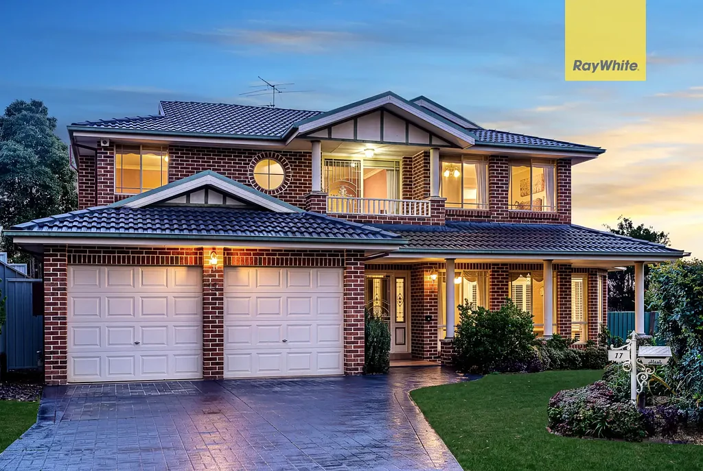 Kellyville 5房 阳光普照的家庭生活 | 提供建筑和虫害报告 Sun-Drenched Family Living | Building & Pest Report Available