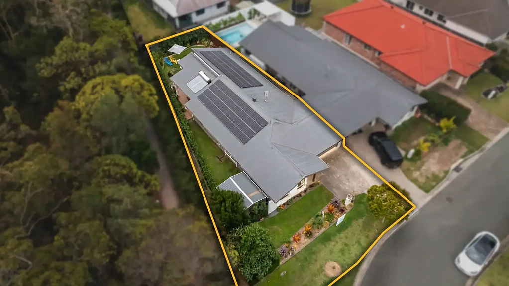 Coomera 4ਬੈੱਡਰੂਮ Fully Furnished, Self-Sufficient Living with Forest Views
