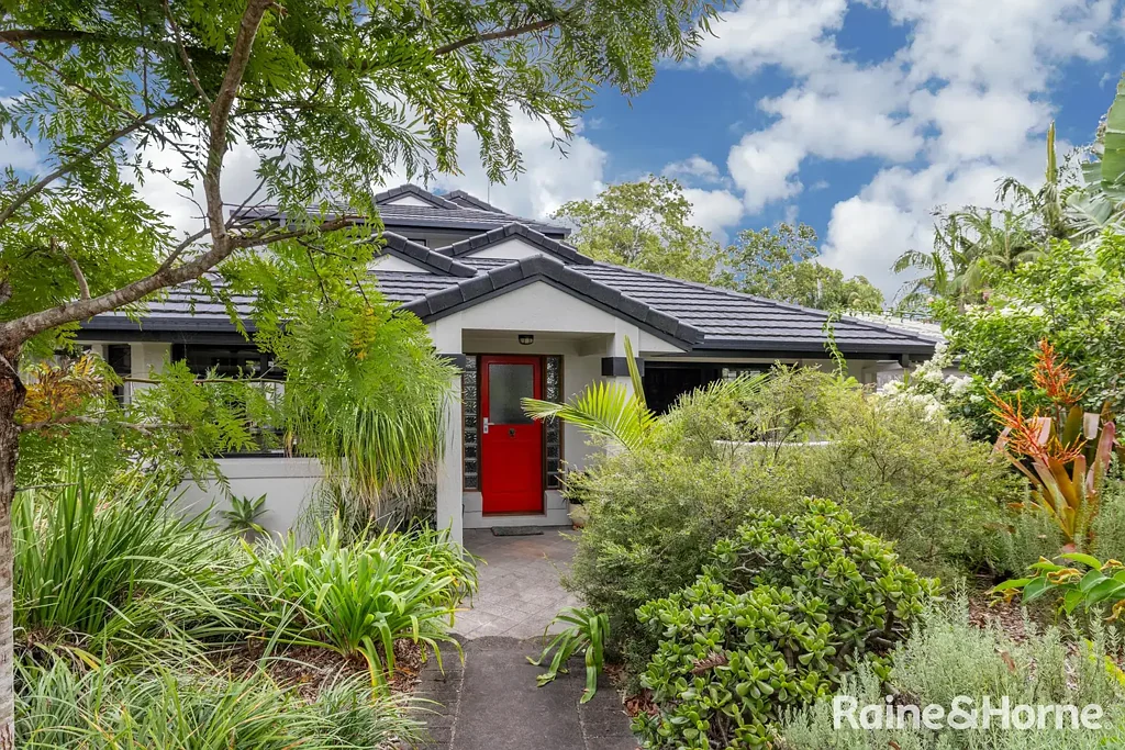 Wooloweyah 3chambre Coastal Village Living at its Best