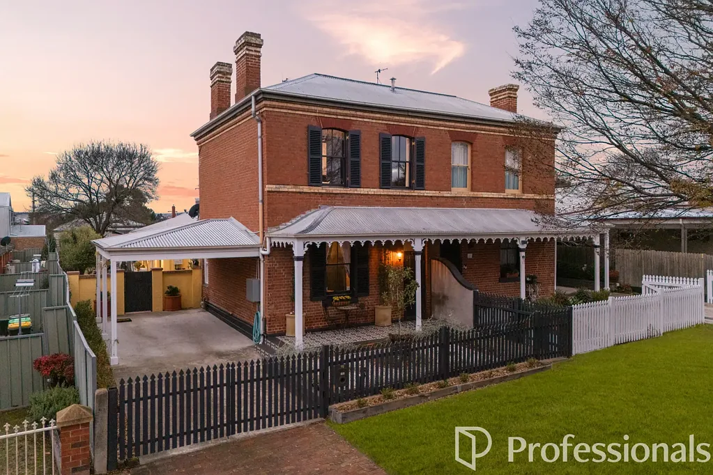 19 Morrisset Street, Bathurst, NSW 2795