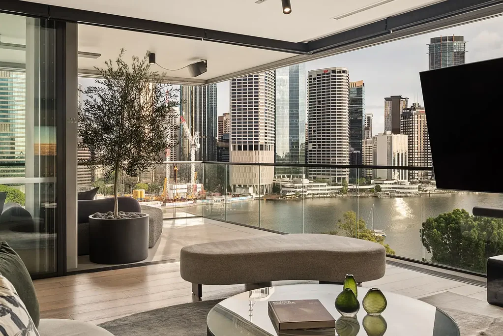 Kangaroo Point 4બેડરૂમ Full-Floor Walan Residence with Uninterrupted City Skyline