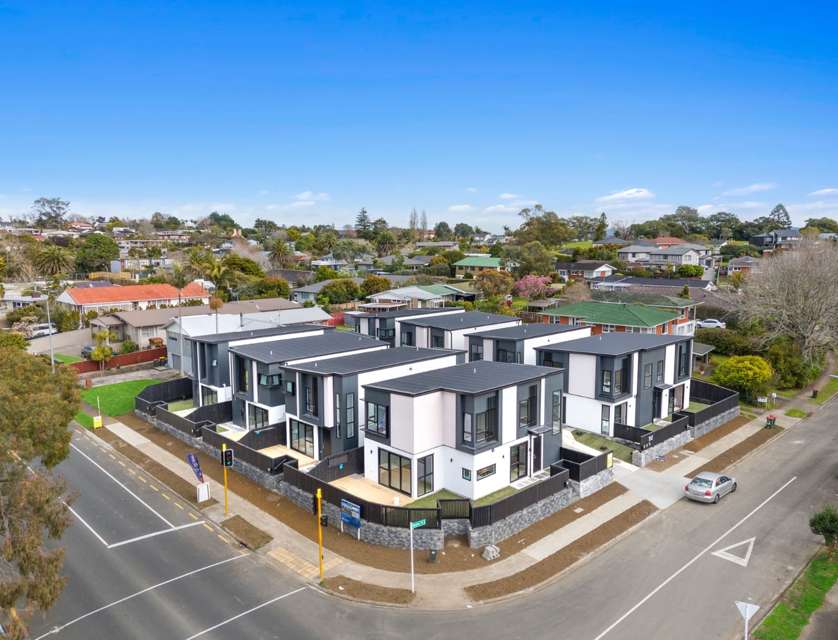 2B Imatra Place, Sunnyhills, Manukau City, Auckland, 4房, 3浴, 独立屋