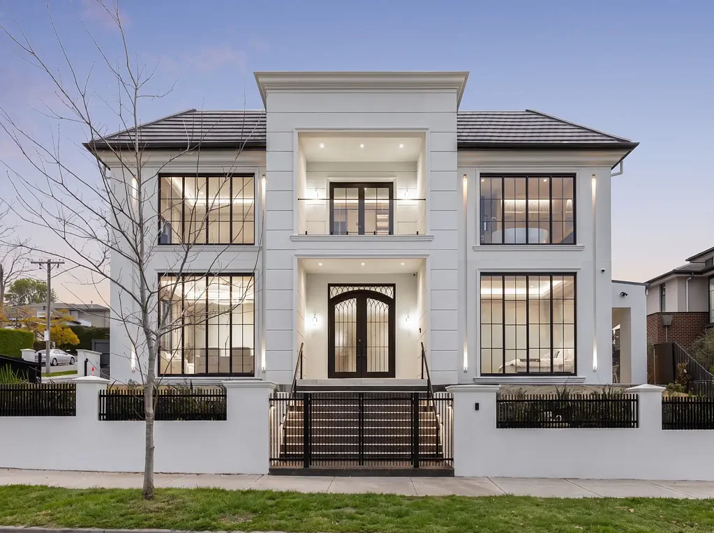 Balwyn North 5房 奢华宏伟与全景视野 Extravagant grandeur and panoramic views