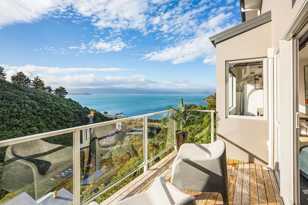 Khandallah 3Phòng ngủ Funky, Stylish Living with Spectacular Views!