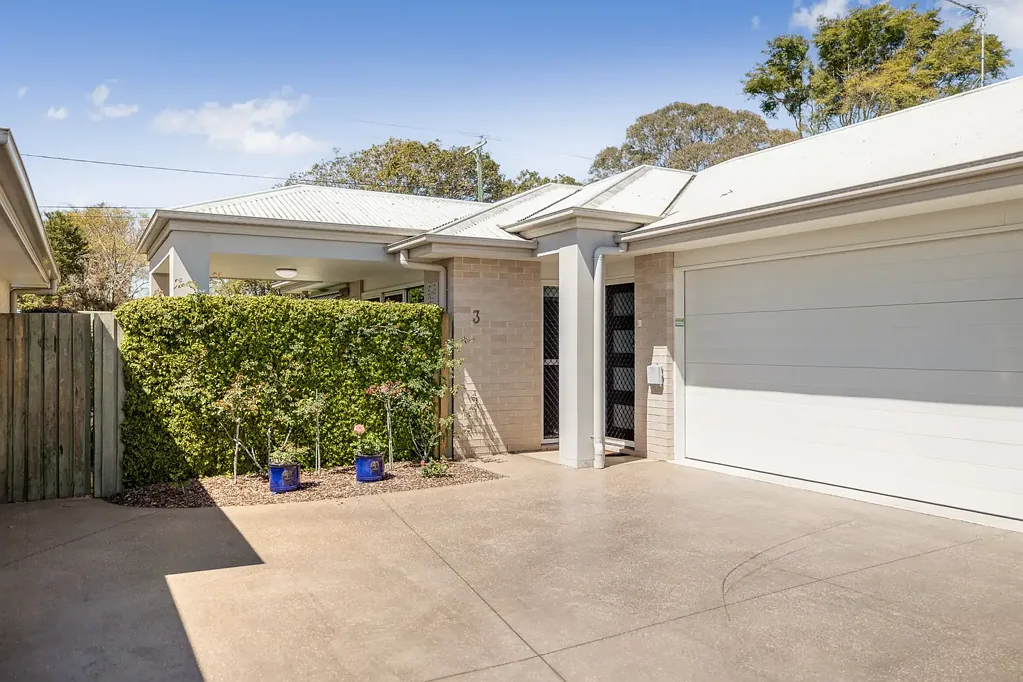 Kearneys Spring 3બેડરૂમ Exclusive, Exceptionally Appointed Villa in Kearneys Spring