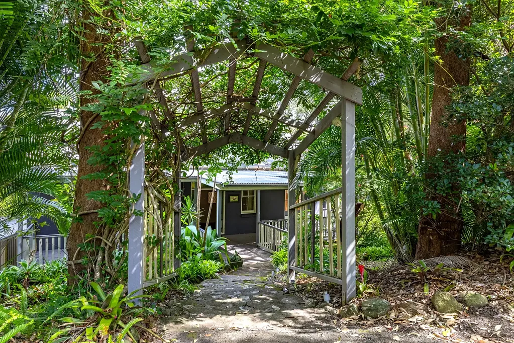 Hunchy 5房  An Enchanting Hinterland Retreat in a World of Its Own