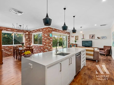 42 Lakeviews Cct, Yarrawonga, VIC 3730, 4房, 2浴, House