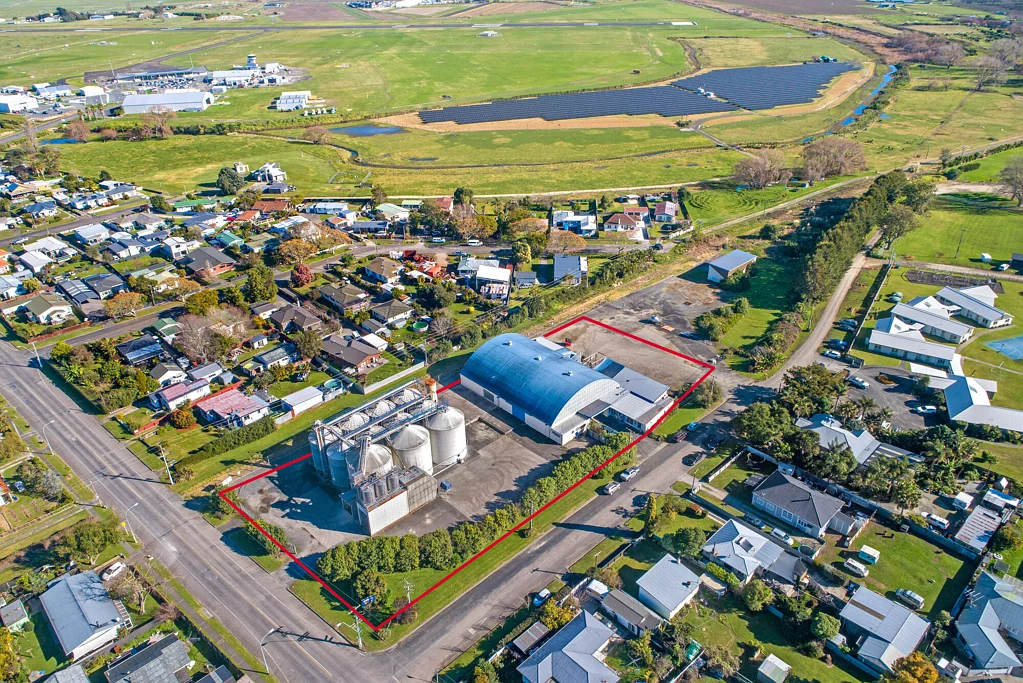 Elgin  Reliable lease income with space to occupy
