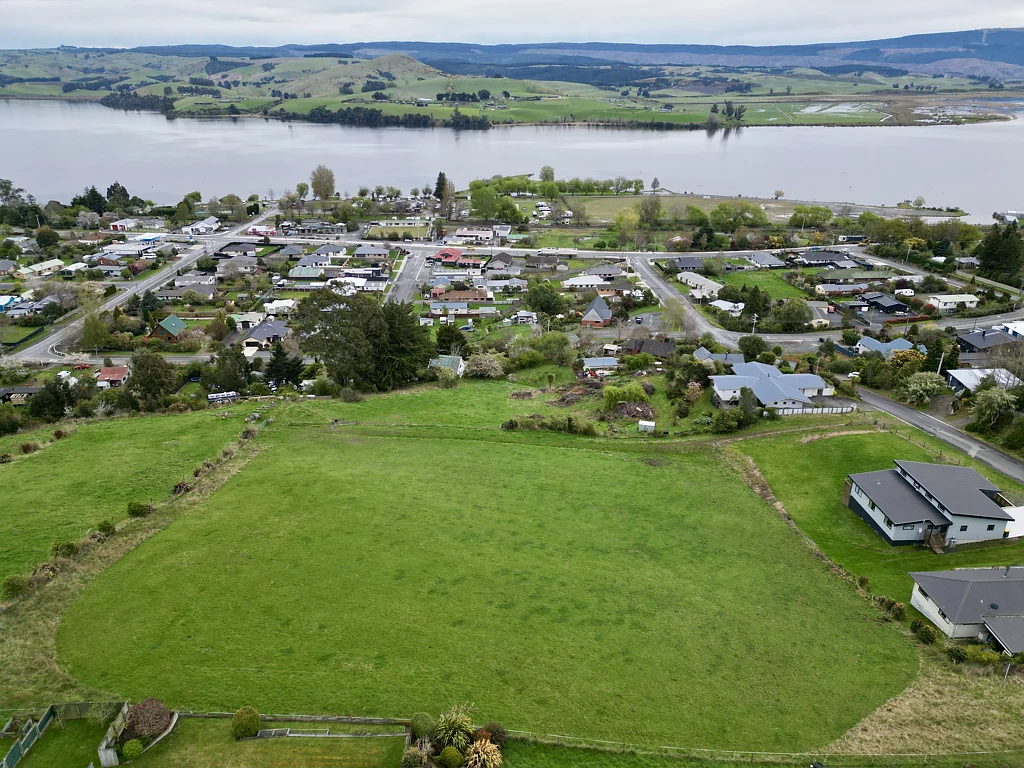 Waihola  Invest, subdivide or settle in
