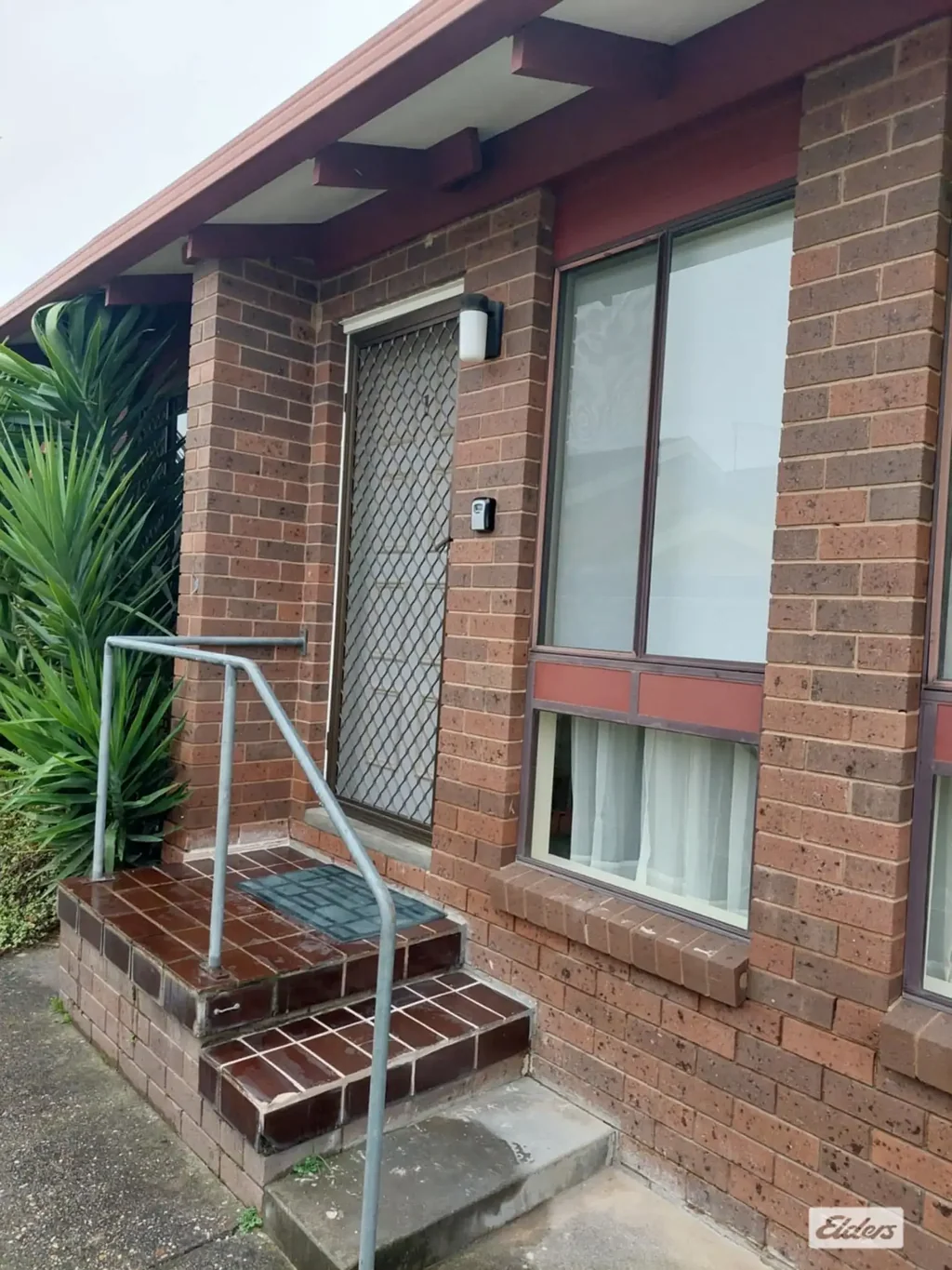1/405 Griffith Road, Lavington, NSW 2641