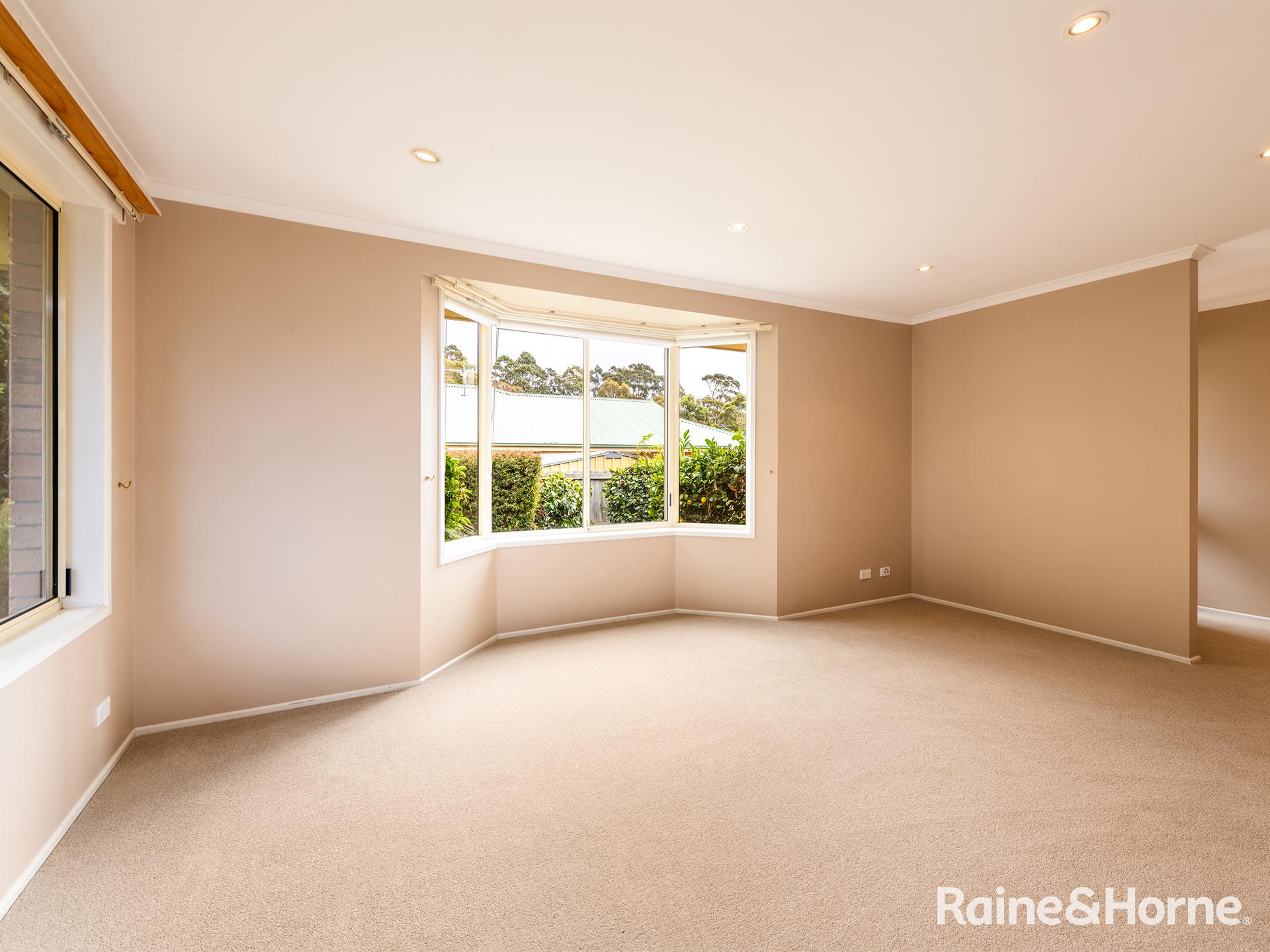 UNIT 2 32 WHITEWATER CR, KINGSTON TAS 7050, 0 Bedrooms, 0 Bathrooms, House