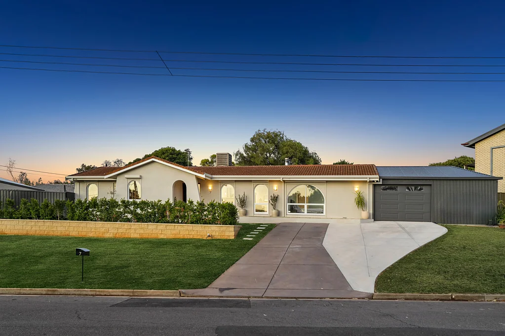 7 Harris Drive, Reynella East, SA 5161