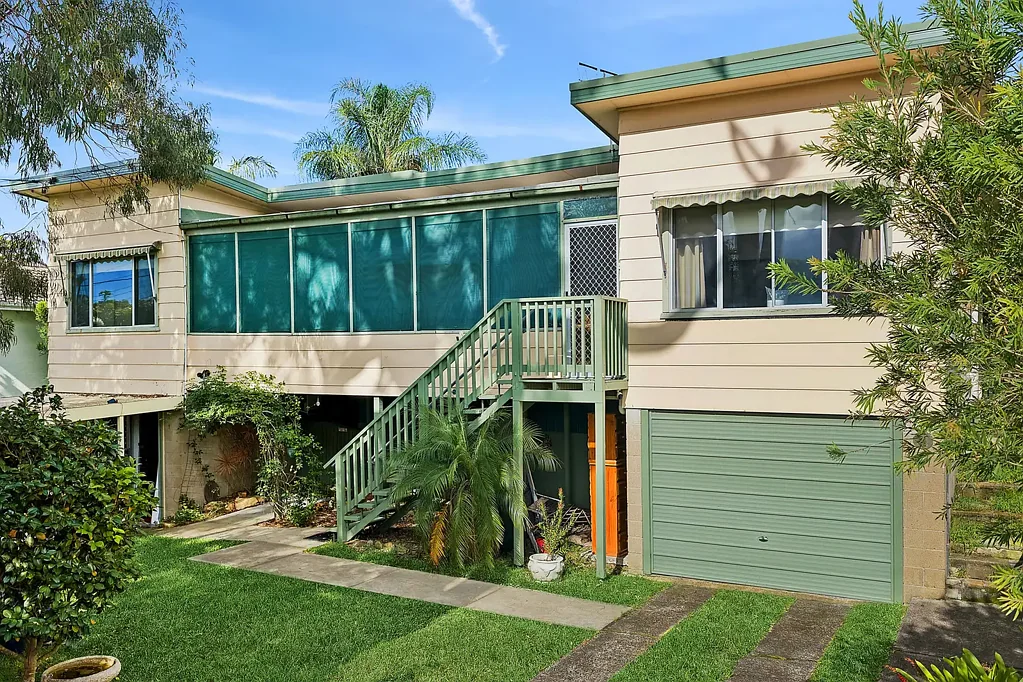 Forresters Beach 5房  Unbeatable location, unlimited potential