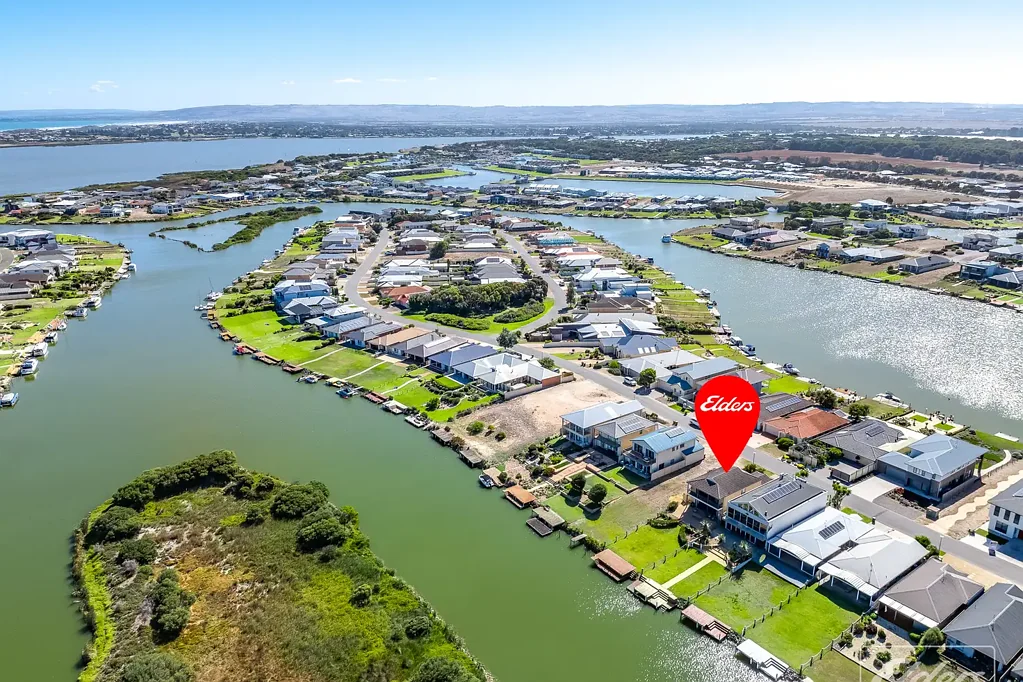 43 Wentworth Parade, Hindmarsh Island, SA 5214