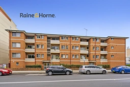 17/73 Goulburn Street, Liverpool