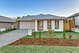 15 Maher Place, Gleneagle