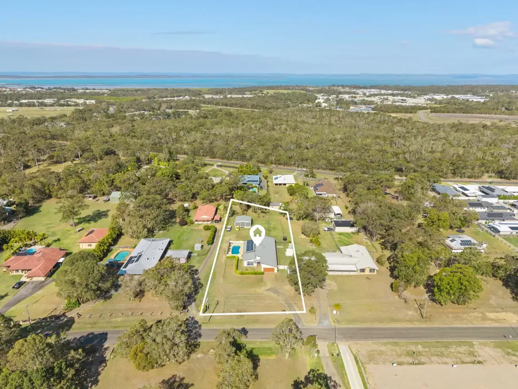 Urangan 4Kwarto ROOM TO SPREAD OUT IN A SOUGHT-AFTER POCKET OF HERVEY BAY