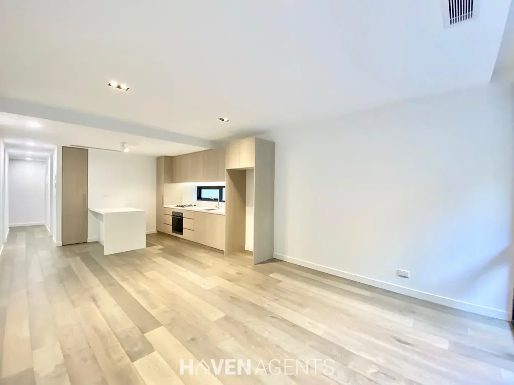 LUXURIOUS TWO BEDROOM/TWO BATHROOM APARTMENT WITH TRANSPORT AT YOUR DOOR! | HAVEN AGENTS