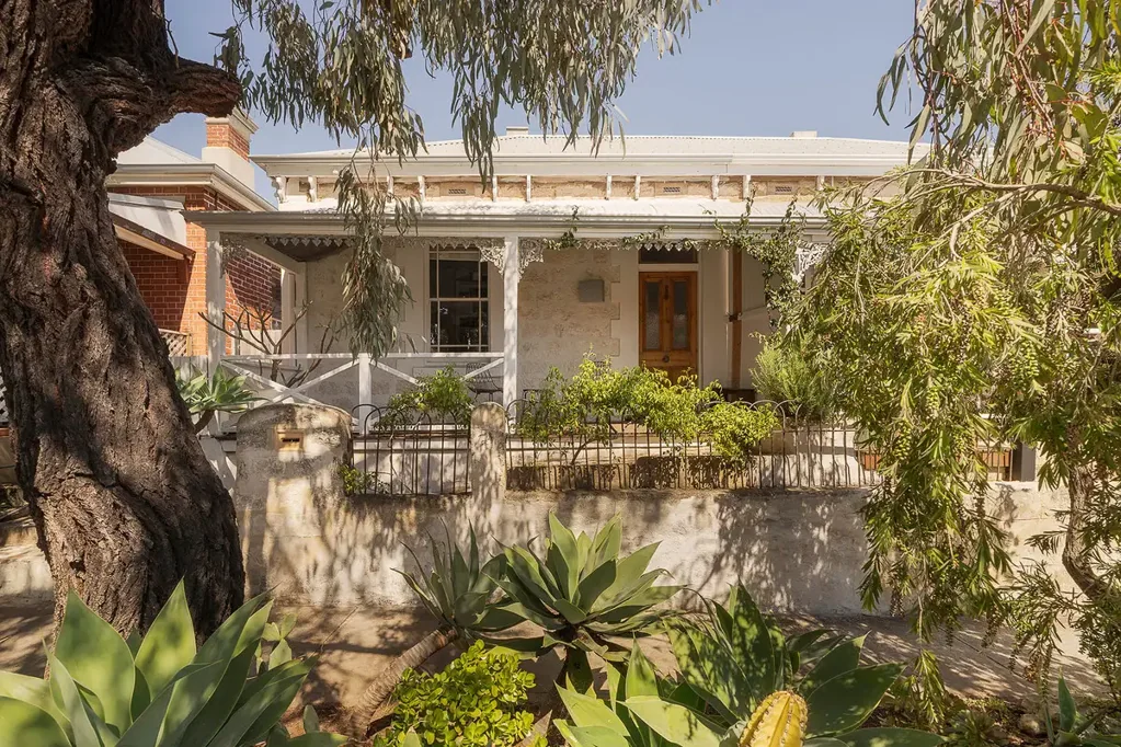 Fremantle 2બેડરૂમ Burt Street by Kate Moore & Gian Tonossi
