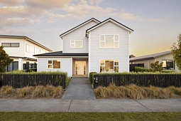 8 Lavinias Way, Chartwell