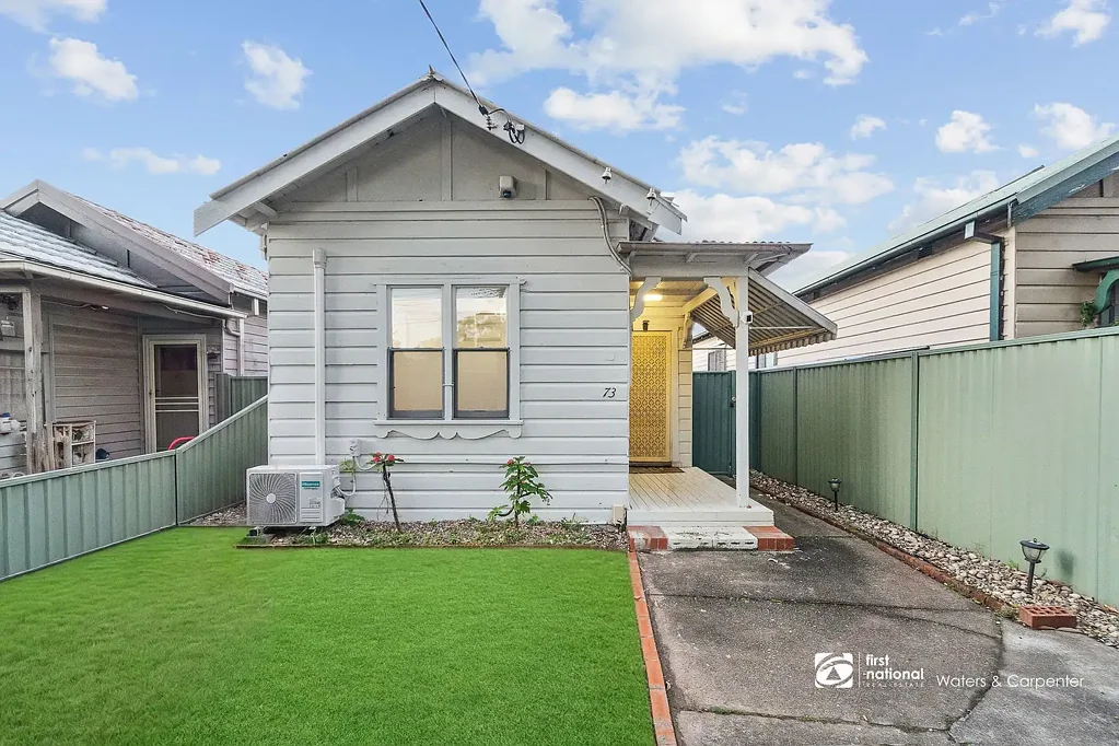 Auburn 3Habitaciones Cosy Home with Outstanding Potential in a Prime Location