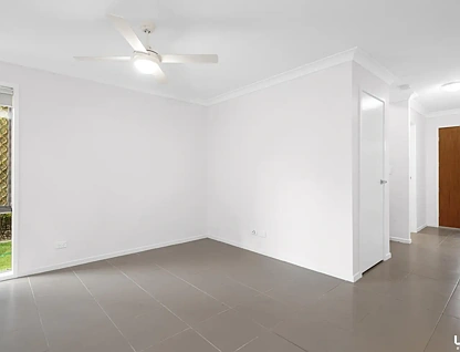 8/140-142 Eagleby Road, Eagleby, Brisbane - Southern Region, 3部屋, 2バスルーム, Townhouse
