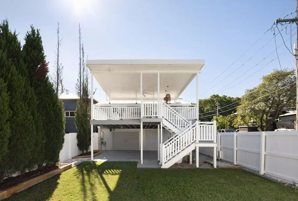 Norman Park 4Kwarto Refurbished Queenslander with Character & Versatility
